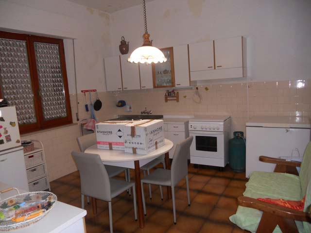 Singola-Lucignano-rif.0113-cucina
